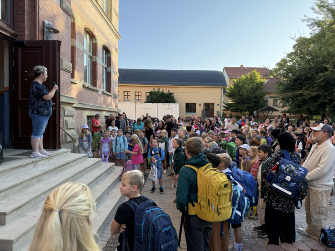 schuelervollversammlung.png